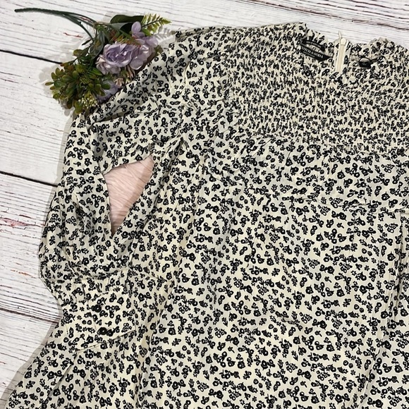 NWT Scotch and Soda short flowy dress with smock and frill detail - Picture 6 of 11